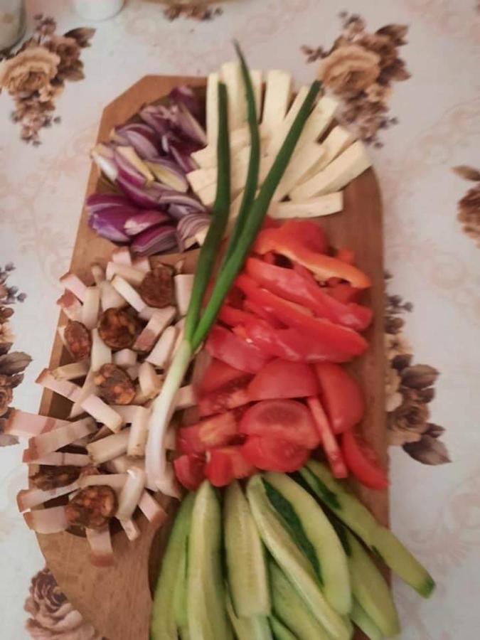 فندق Casuta Bunicilor Isverna المظهر الخارجي الصورة